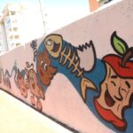 Rincón de la Victoria recupera un mural de 130 metros cuadrados con participación de 150 estudiantes