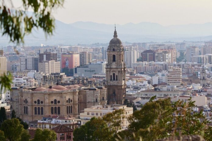 Málaga abre el plazo para solicitar 3 millones en ayudas a la rehabilitación de edificios distribuidos en seis líneas