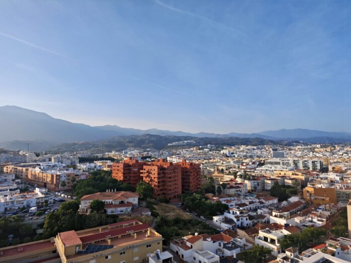 Estepona registra su menor tasa de paro desde 2006 al situarse por debajo del 10%