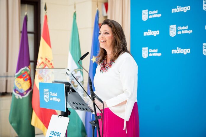 El programa 'Descubre Málaga' abre a entidades sociales visitas guiadas a espacios como el Polo Digital, la sede de Google o el Museo Carmen Thyssen