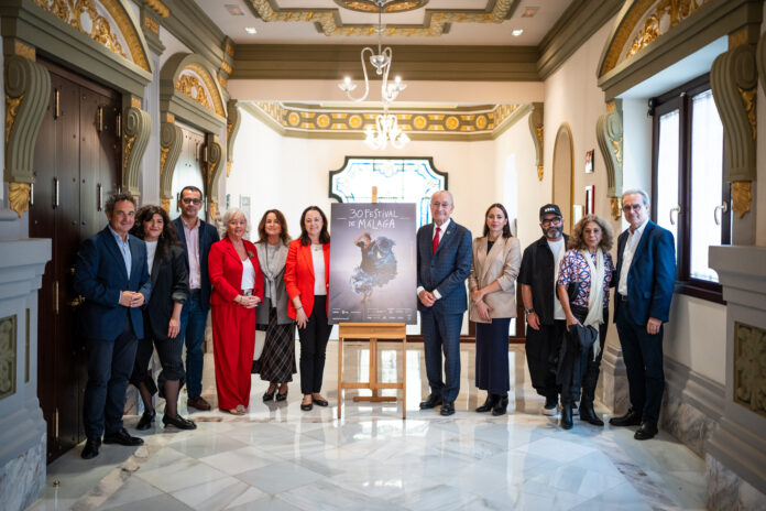 El Festival de Málaga celebra tres décadas con un cartel de Carlos Saura intervenido por Javier Calleja