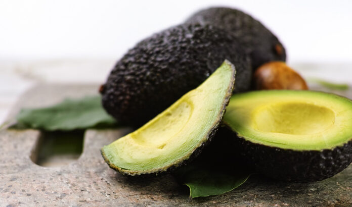 Málaga concentra el 52 % del aguacate andaluz con 47.400 toneladas